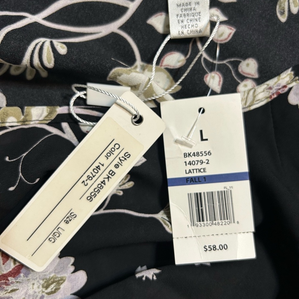 Spense Black and Cream Floral Blouse - Picture 3 of 5